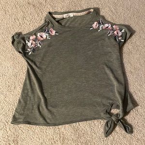 alter’d state women’s top small